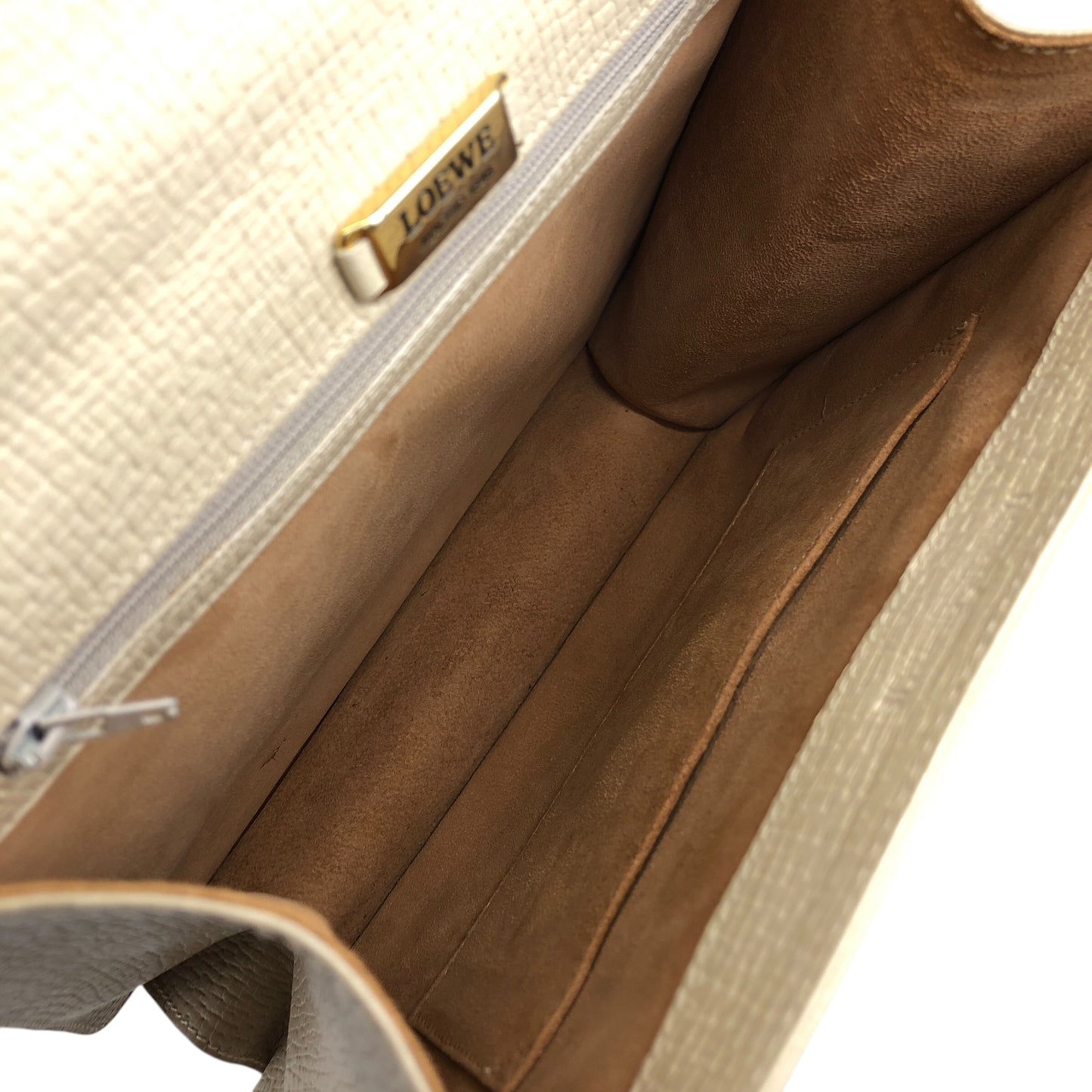 LOEWE Barcelona Bi-color Embossed Leather Handbag Beige Vintage esxncn