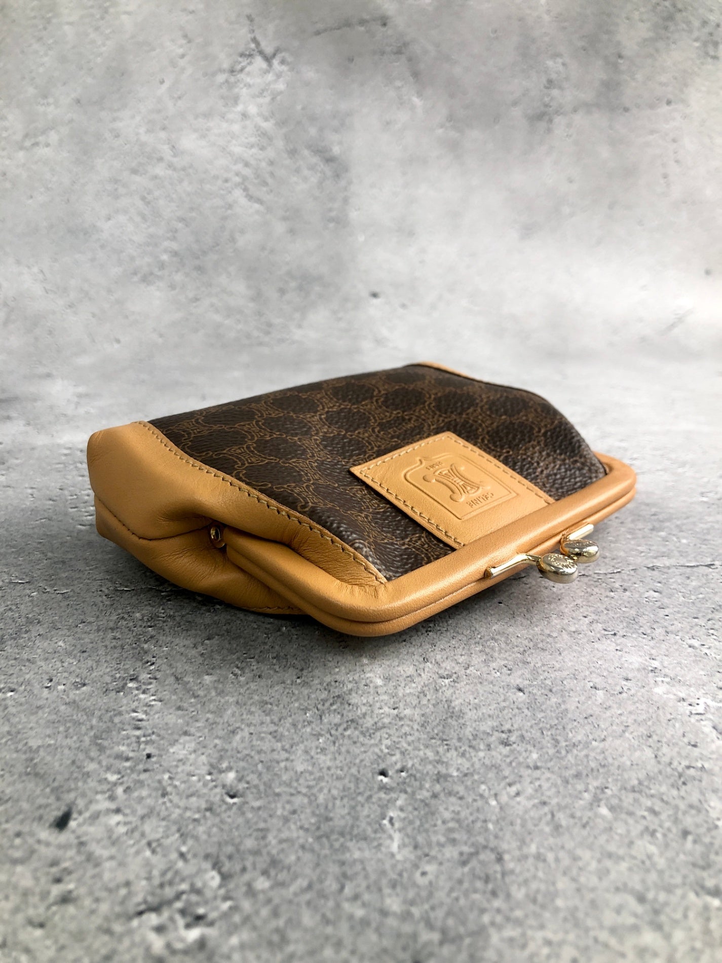 CELINE Macadam Blason 金屬扣零錢包 棕色 復古 bva4rv