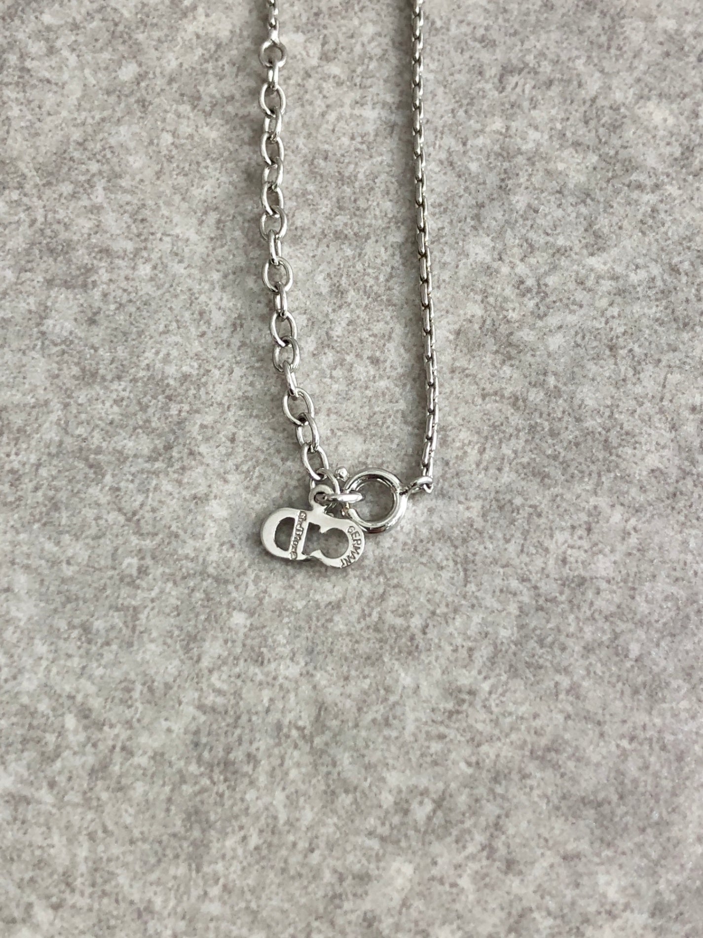 Christian Dior CD Logo Padlock Necklace Silver Vintage 2trziz