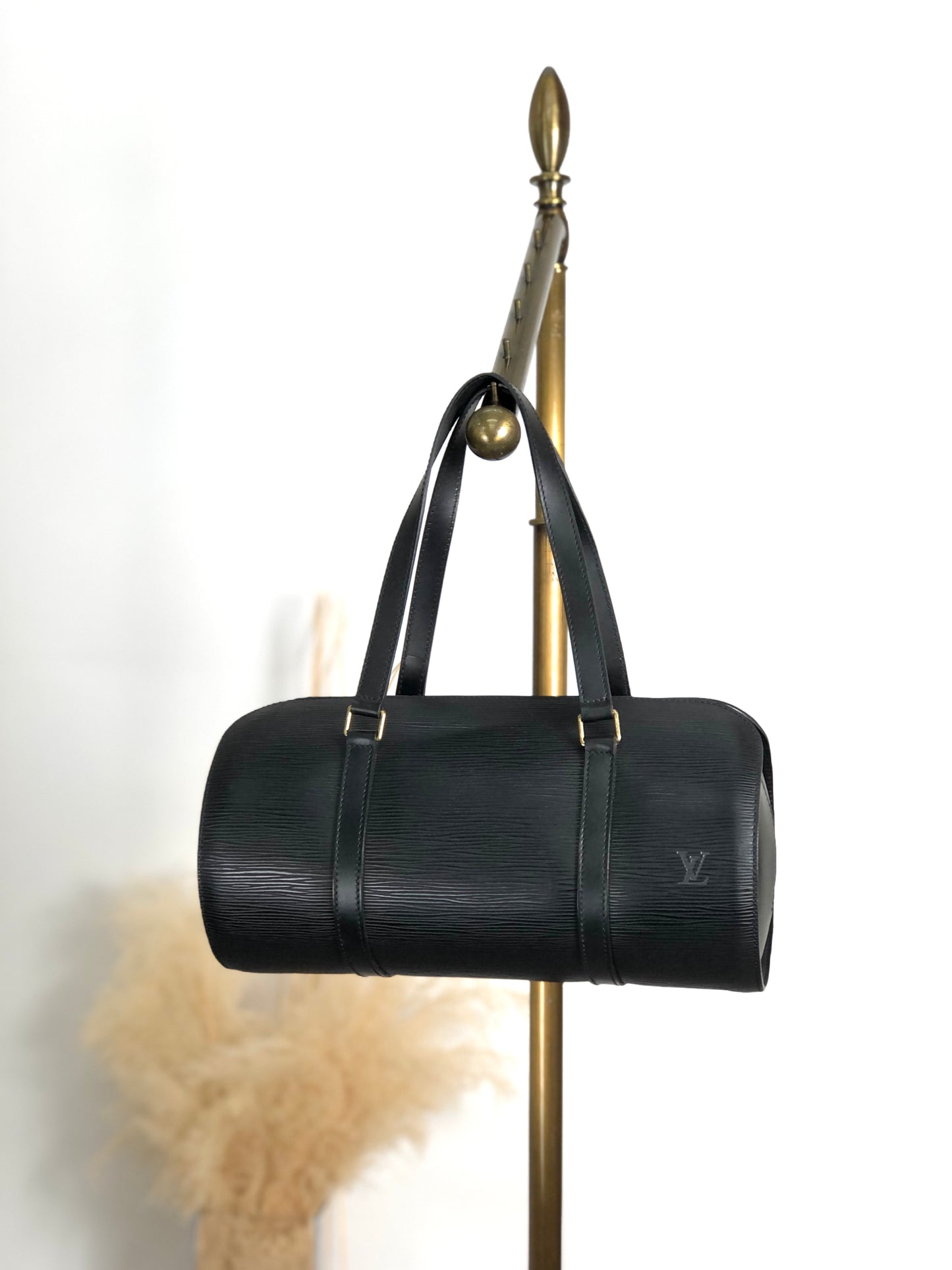LOUIS VUITTON Epi Handbag Black Vintage 6snpey