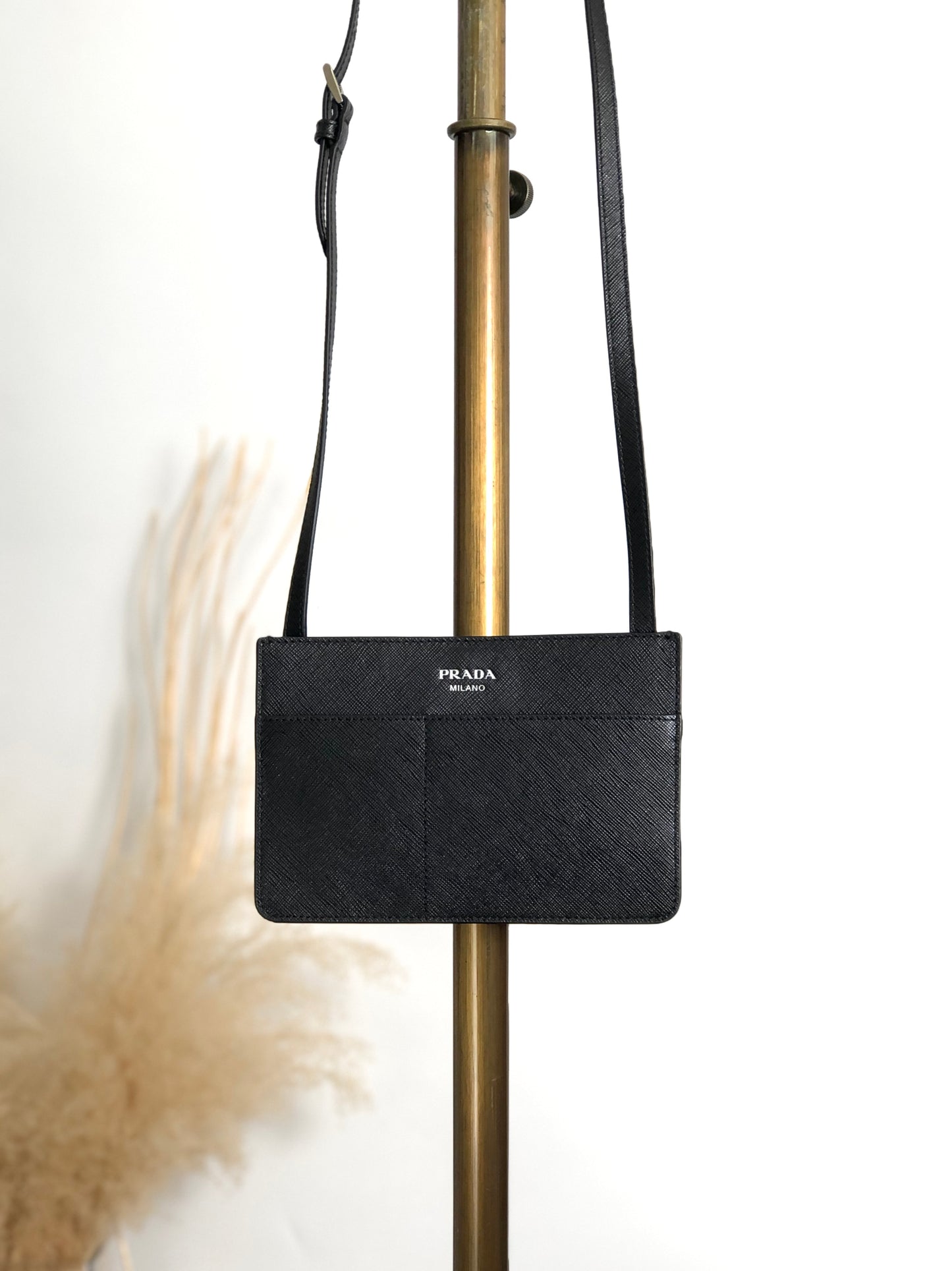 PRADA Logo Small Shoulder bag Black Vintage j8w3eu