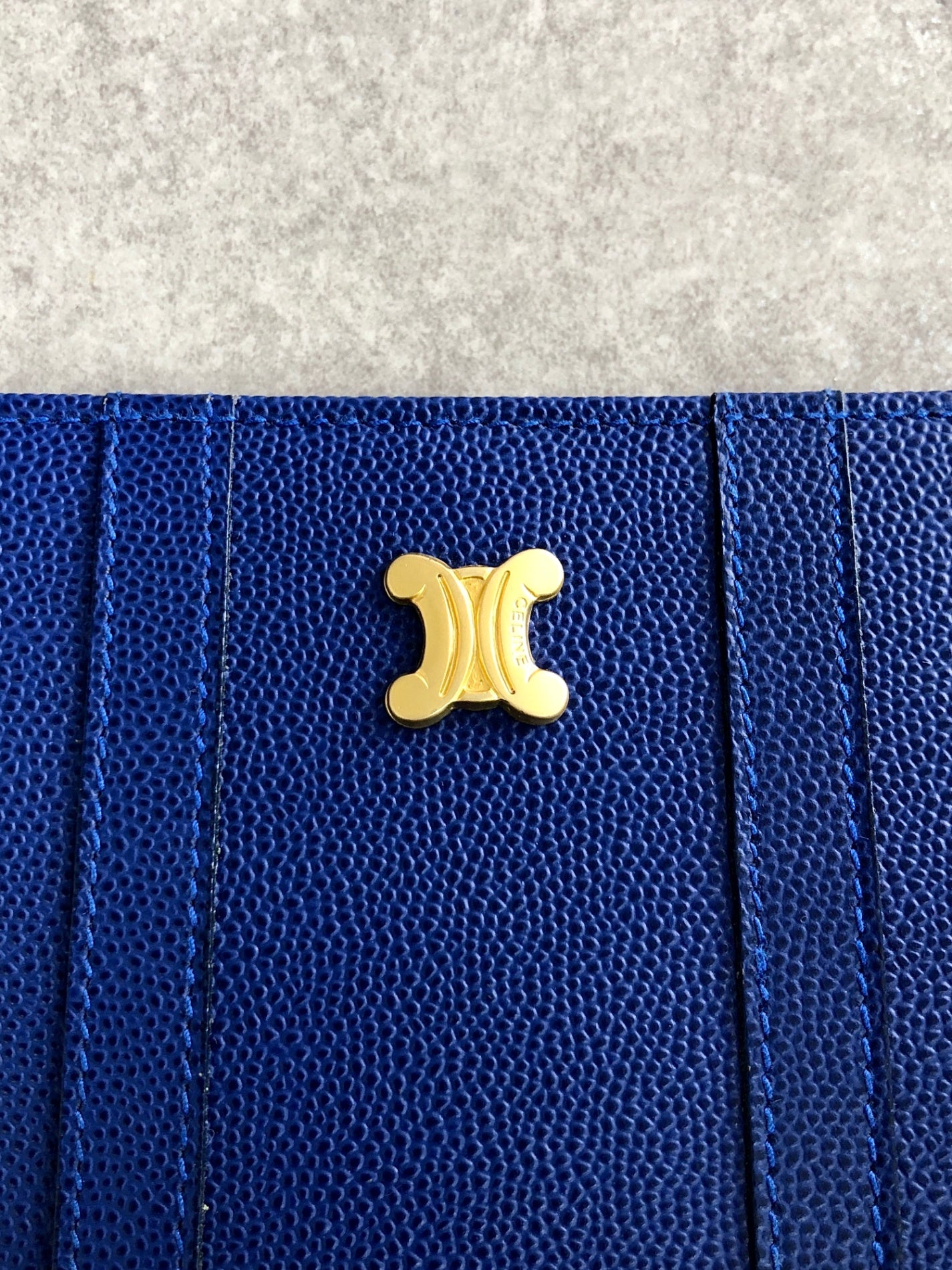 CELINE Blason Folded Wallet Blue Vintage 8k5sbu
