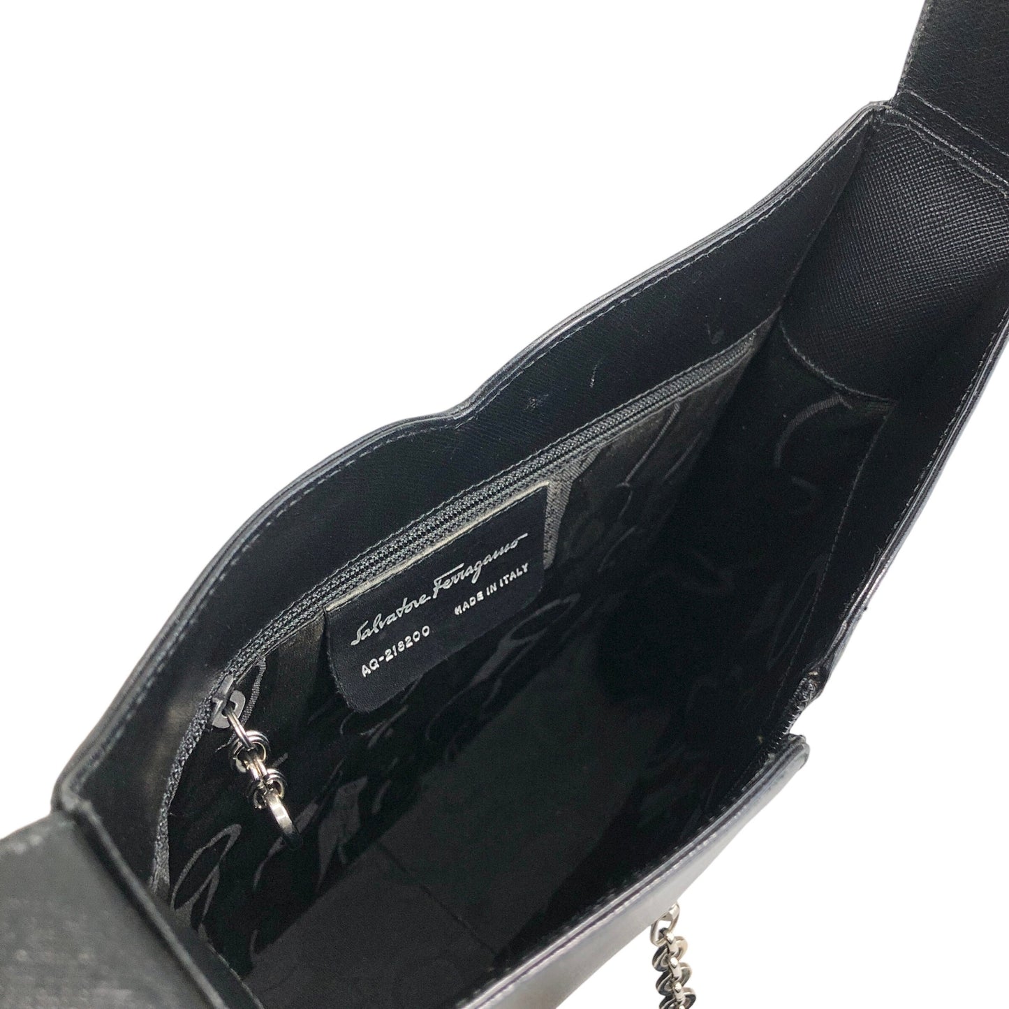 Salvatore Ferragamo Gancini Shoulder bag Hobobag Black Vintage ph7xes