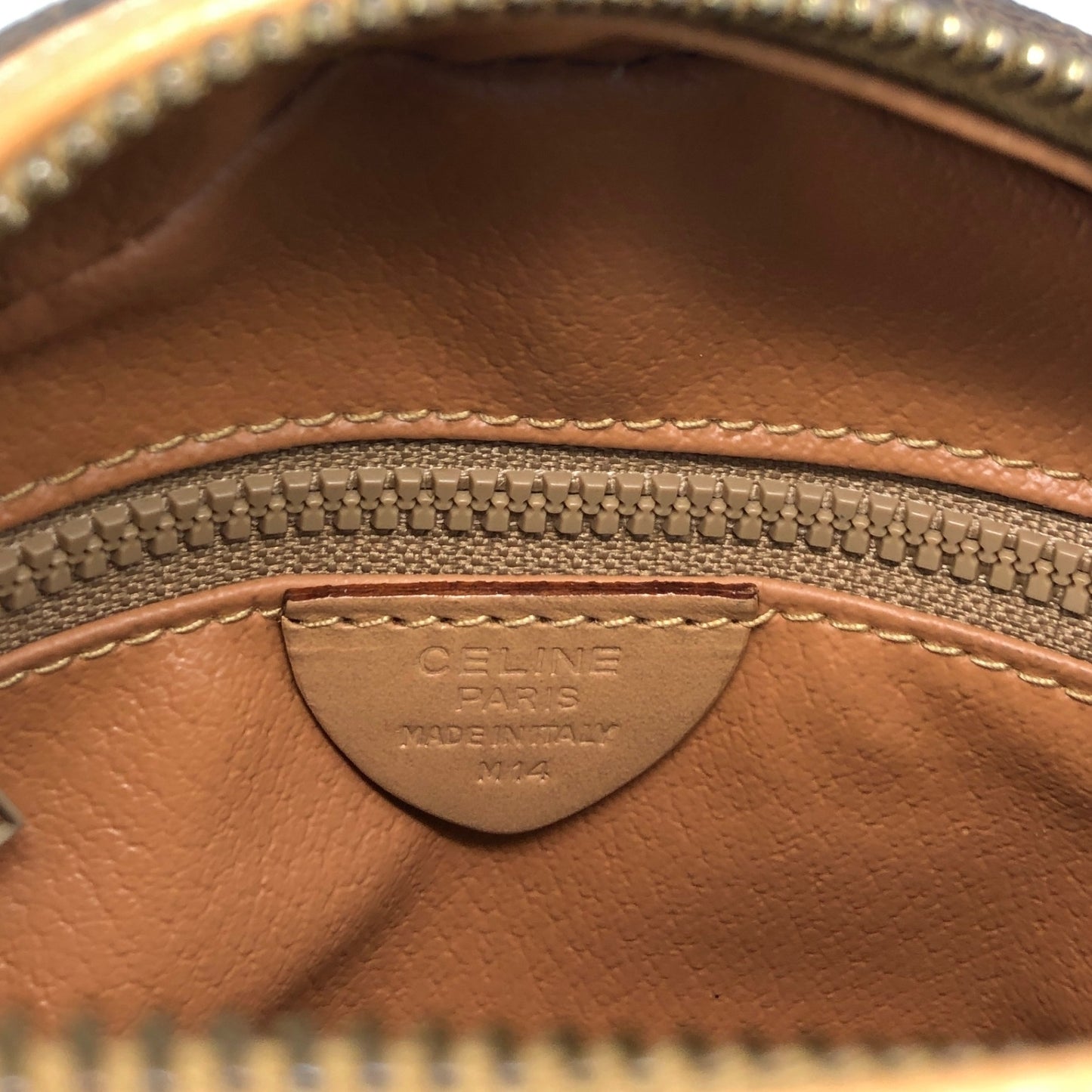 CELINE Macadam Blason Round Shoulder bag Brown Vintage teecbu