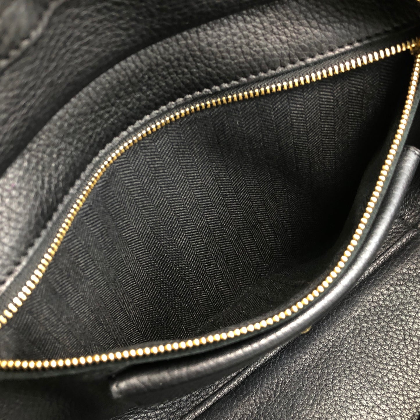 LOEWE Amazona28 波士頓包 手提包 黑色 復古 skijmf