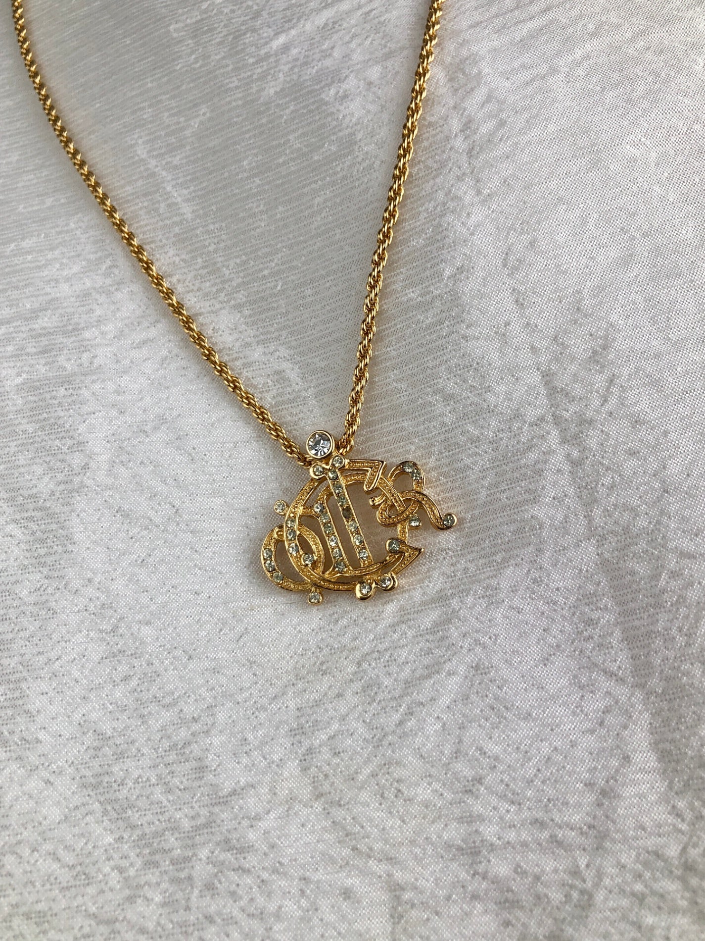 Christian Dior Emblem Rhinestone Necklace Gold Vintage vcjfee