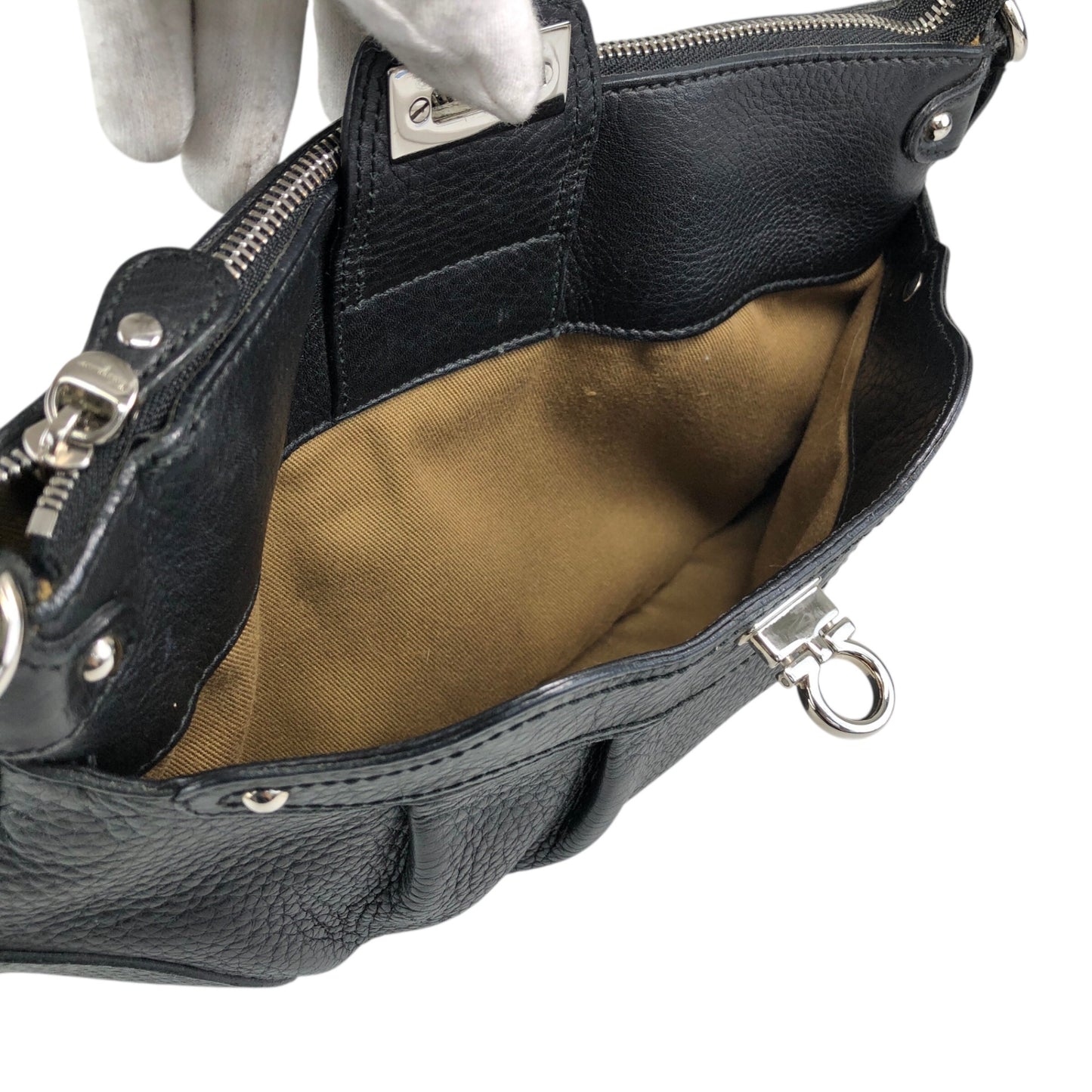 Salvatore Ferragamo Gancini Shoulder bag Black Vintage 7d7bxa