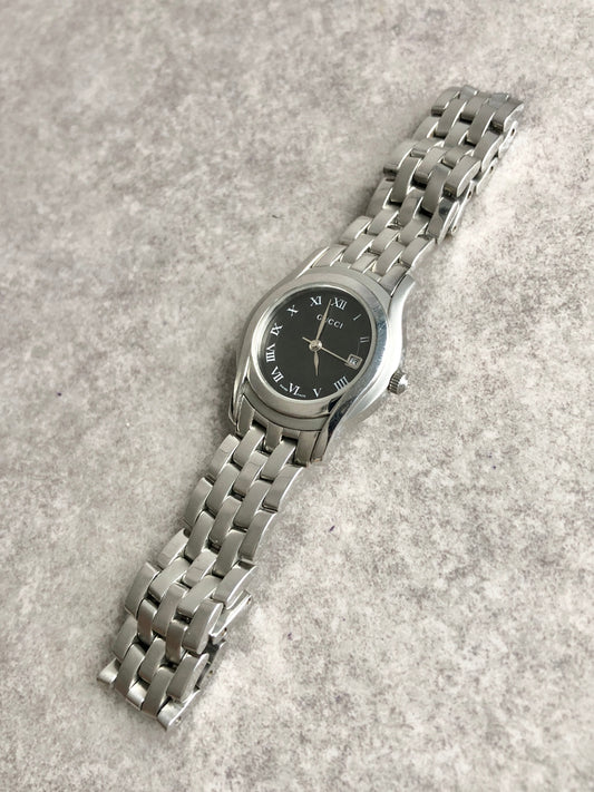 GUCCI Logo Quartz Watch Silver 5500L Vintage wbu438
