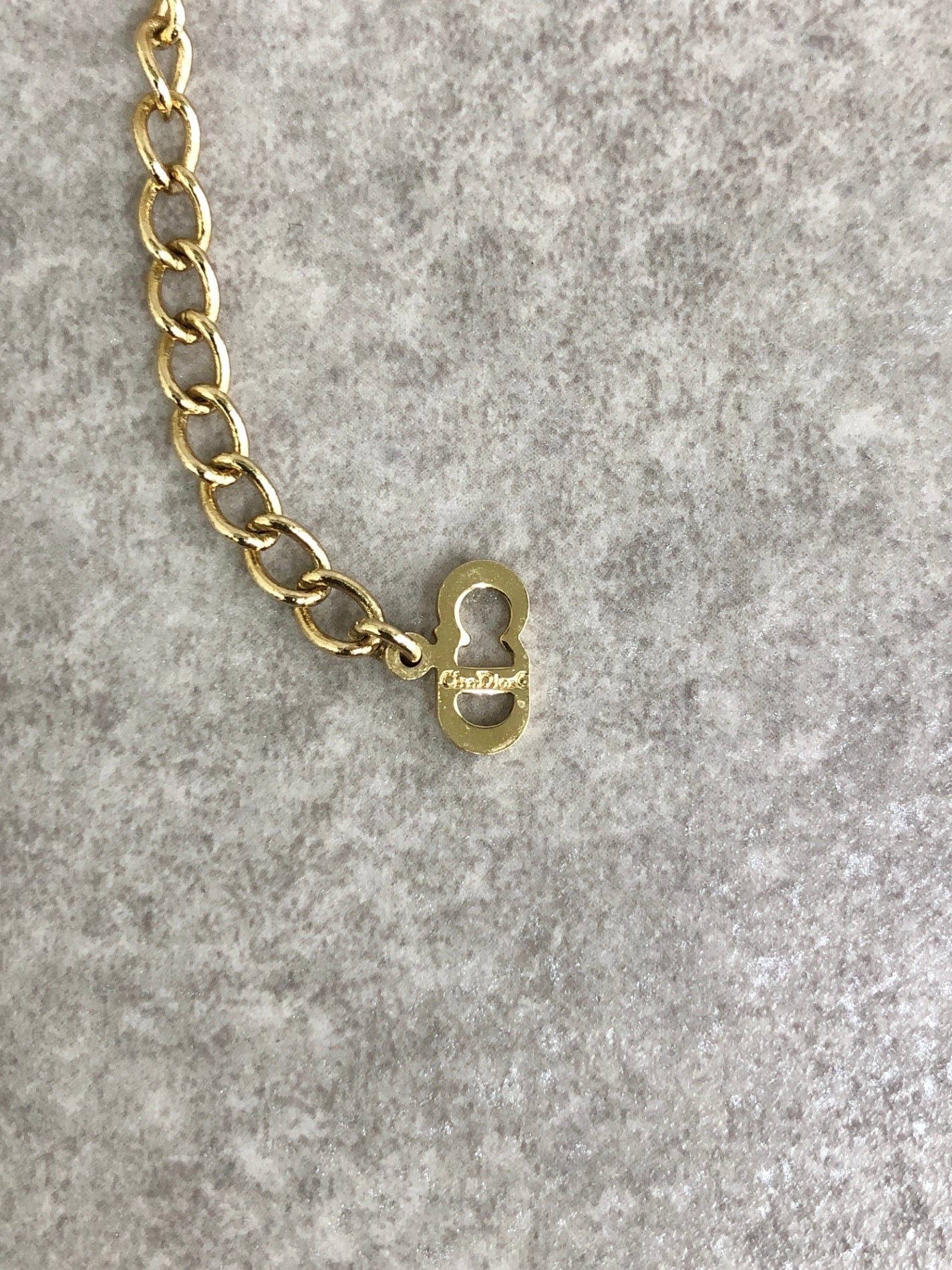 Christian Dior CD 標誌寶石項鍊金色復古 y4muz6