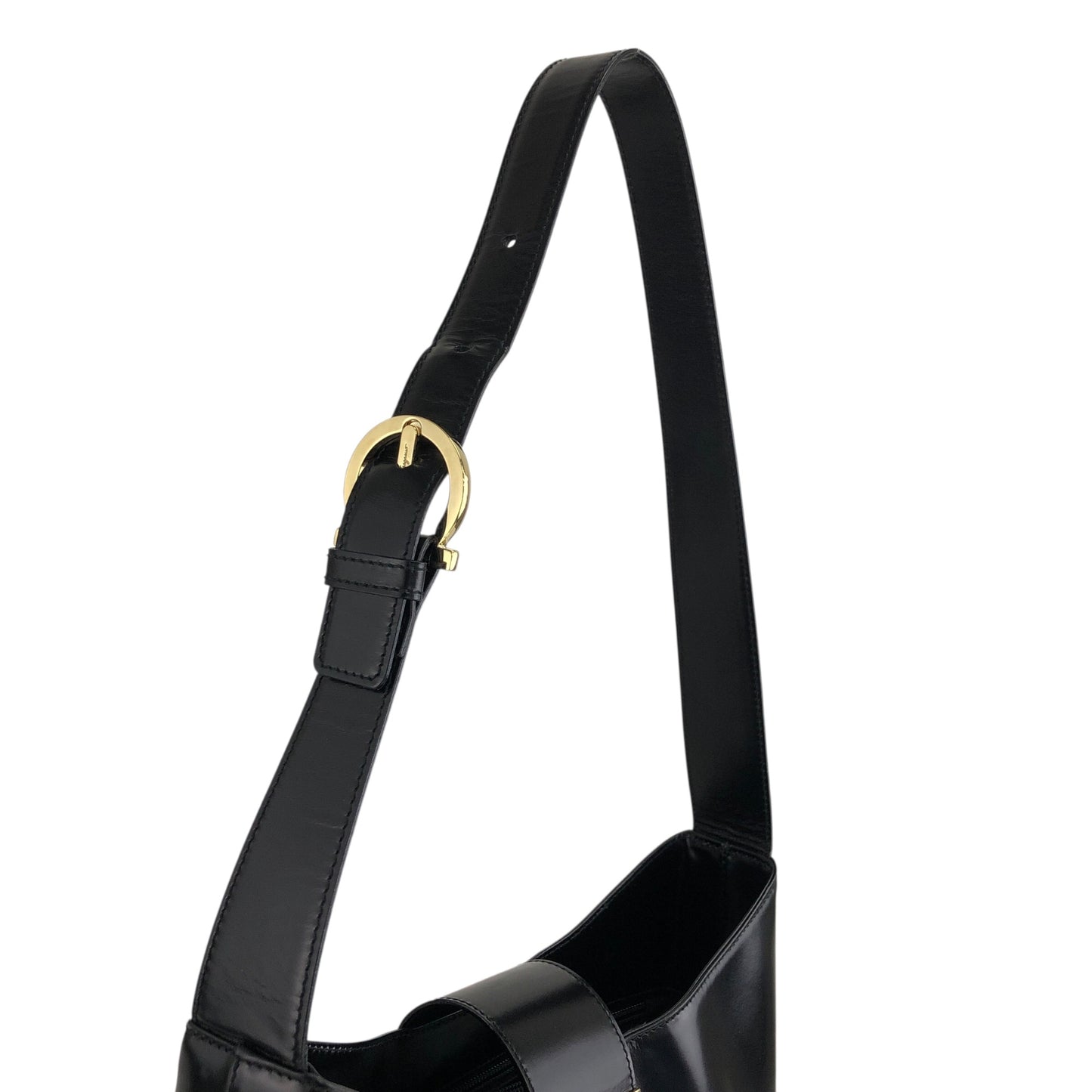 Salvatore Ferragamo Gancini Shoulder bag Black Vintage j6g6xf