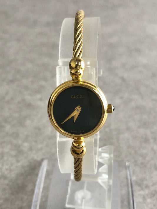 GUCCI Quartz Watch Bangle Gold Vintage 2700 4mvmkw