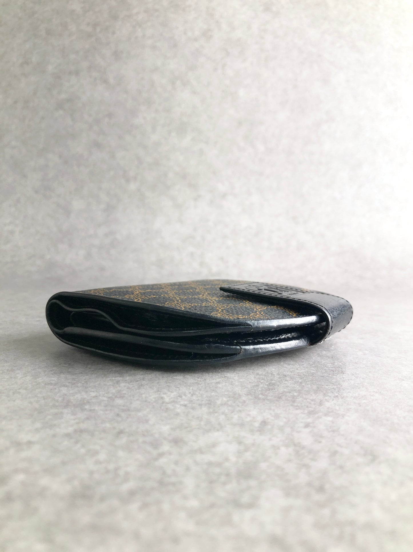 CELINE Macadam Folded Wallet Black Vintage hdn5d2