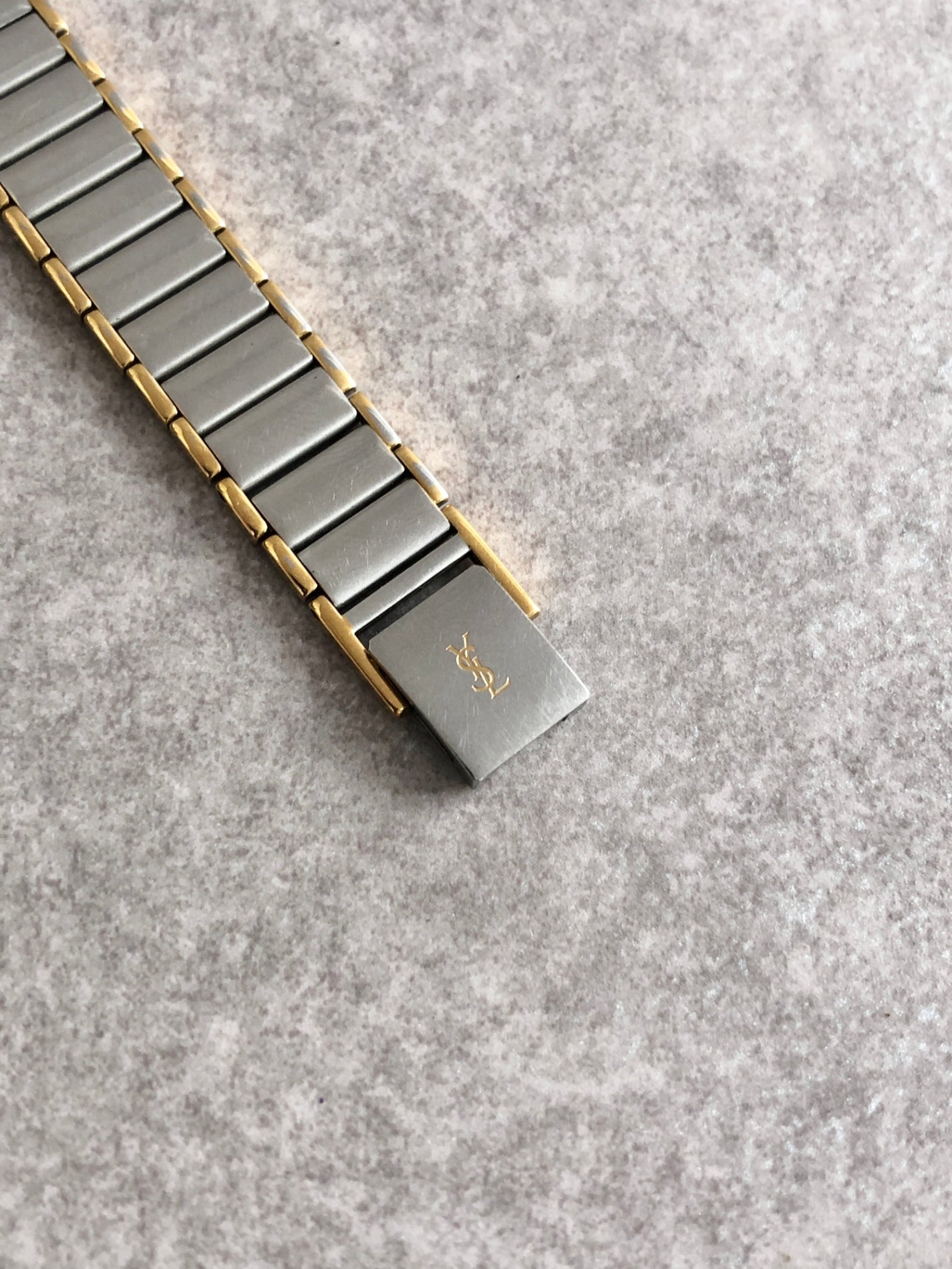 Yves Saint Laurent YSL Logo Quartz Watch Silver×Gold 1030081 Vintage rf4piy