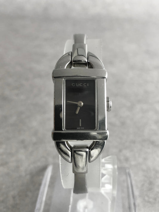 GUCCI Bangle Watch Silver 6800L Vintage 4cxr5p