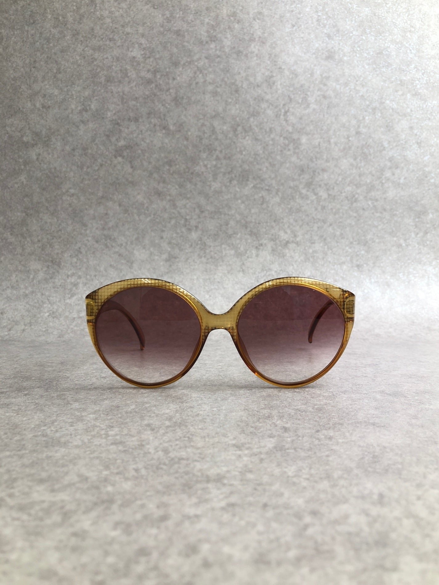 Christian Dior CD Logo Sunglasses Beige Vintage wm5r8j