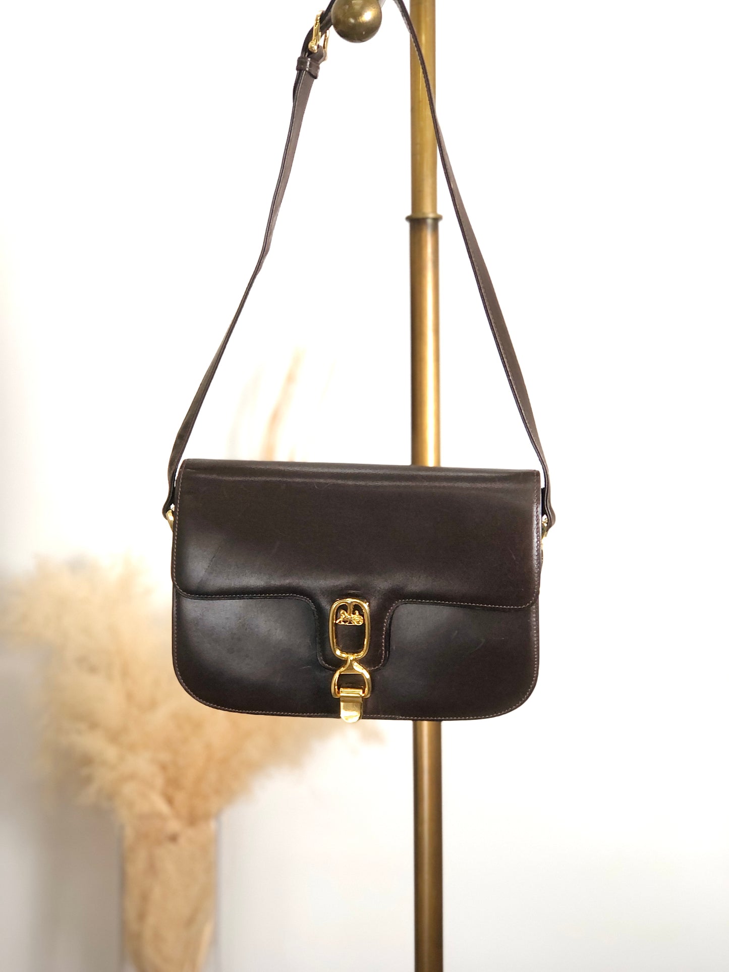 CELINE Horse Carriage Front Buckle Shoulder bag Brown Vintage mbdia8