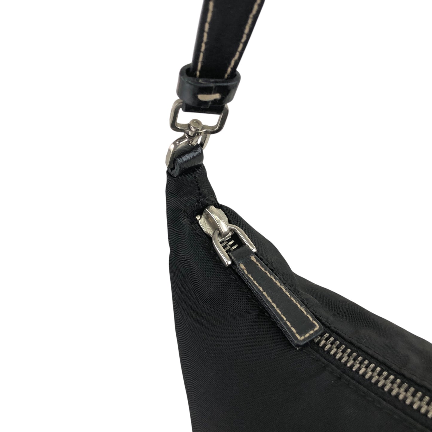 PRADA 三角形標誌手袋化妝包黑色復古 vcx7fd