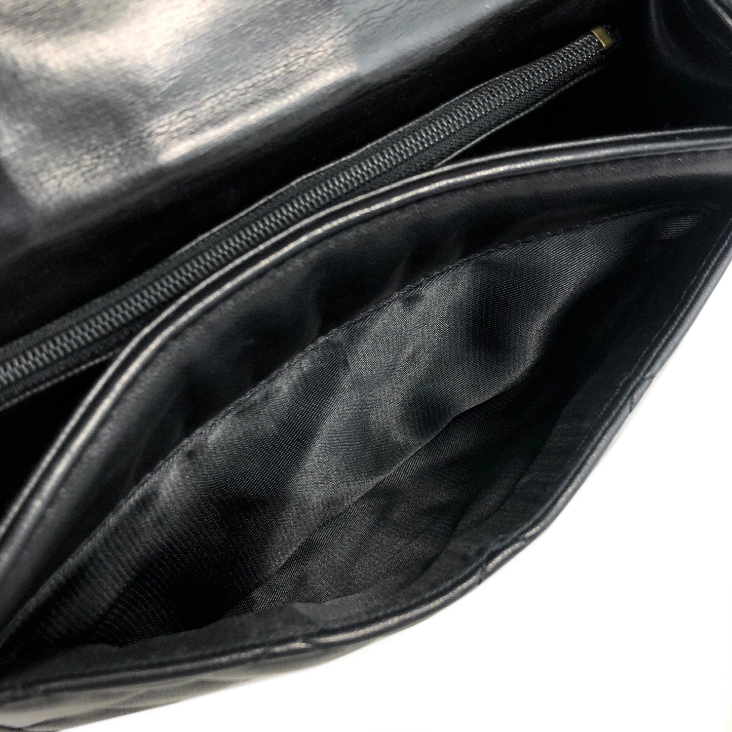 GIVENCHY 標誌圖案流蘇絎縫皮革肩背包 黑色復古 cygn3n