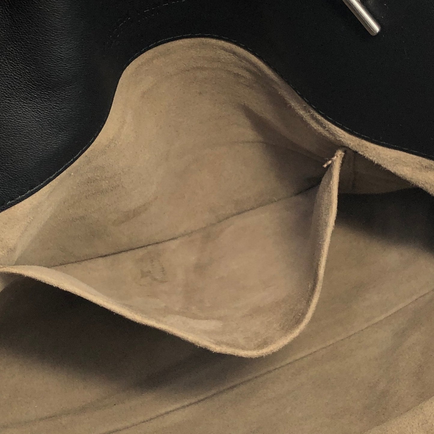 Bottega Veneta 皮革鏈條托特包 黑色 復古 rses7r