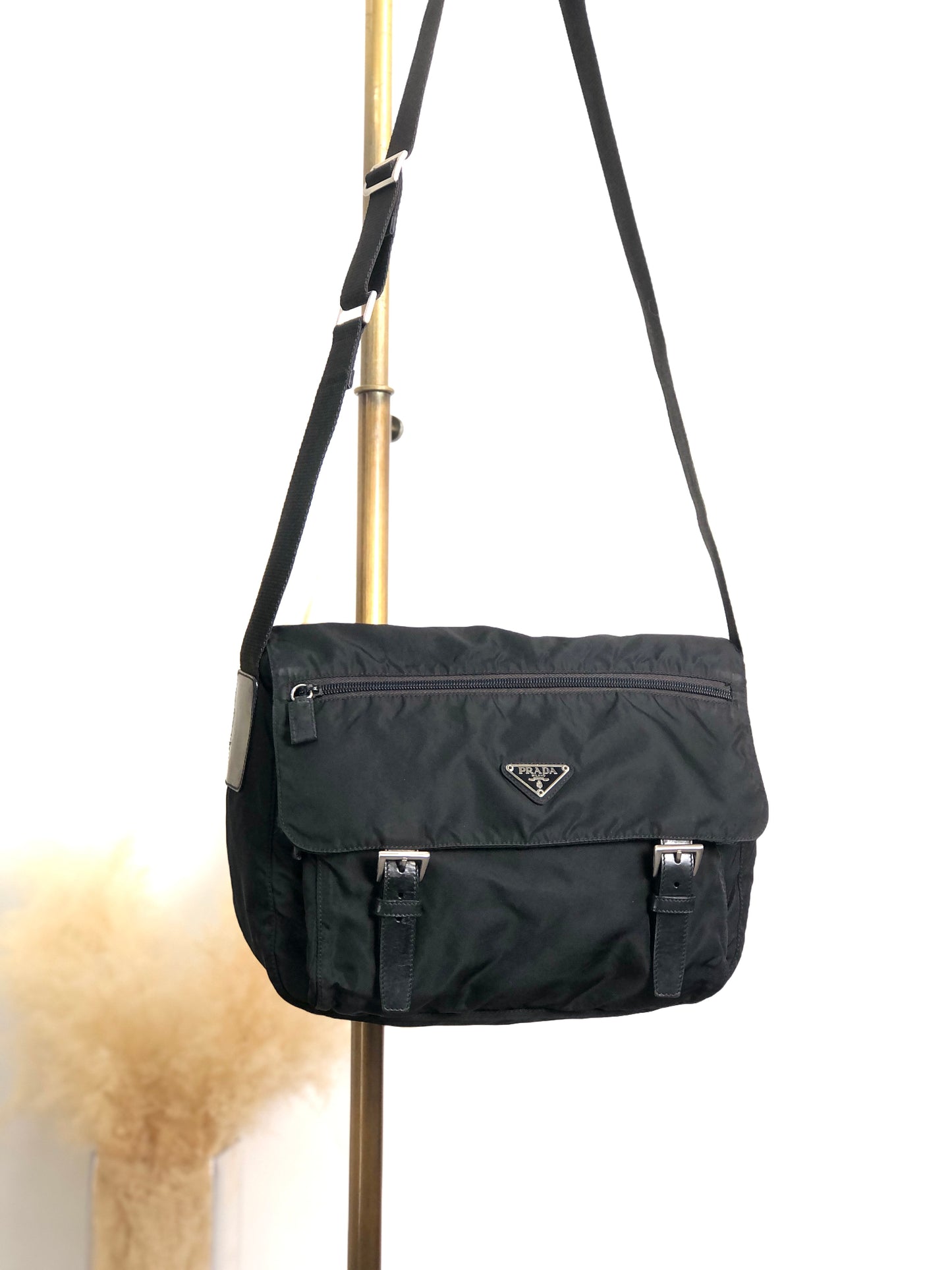 PRADA Tessuto Triangle Logo Shoulder bag Black Vintage fhkghj