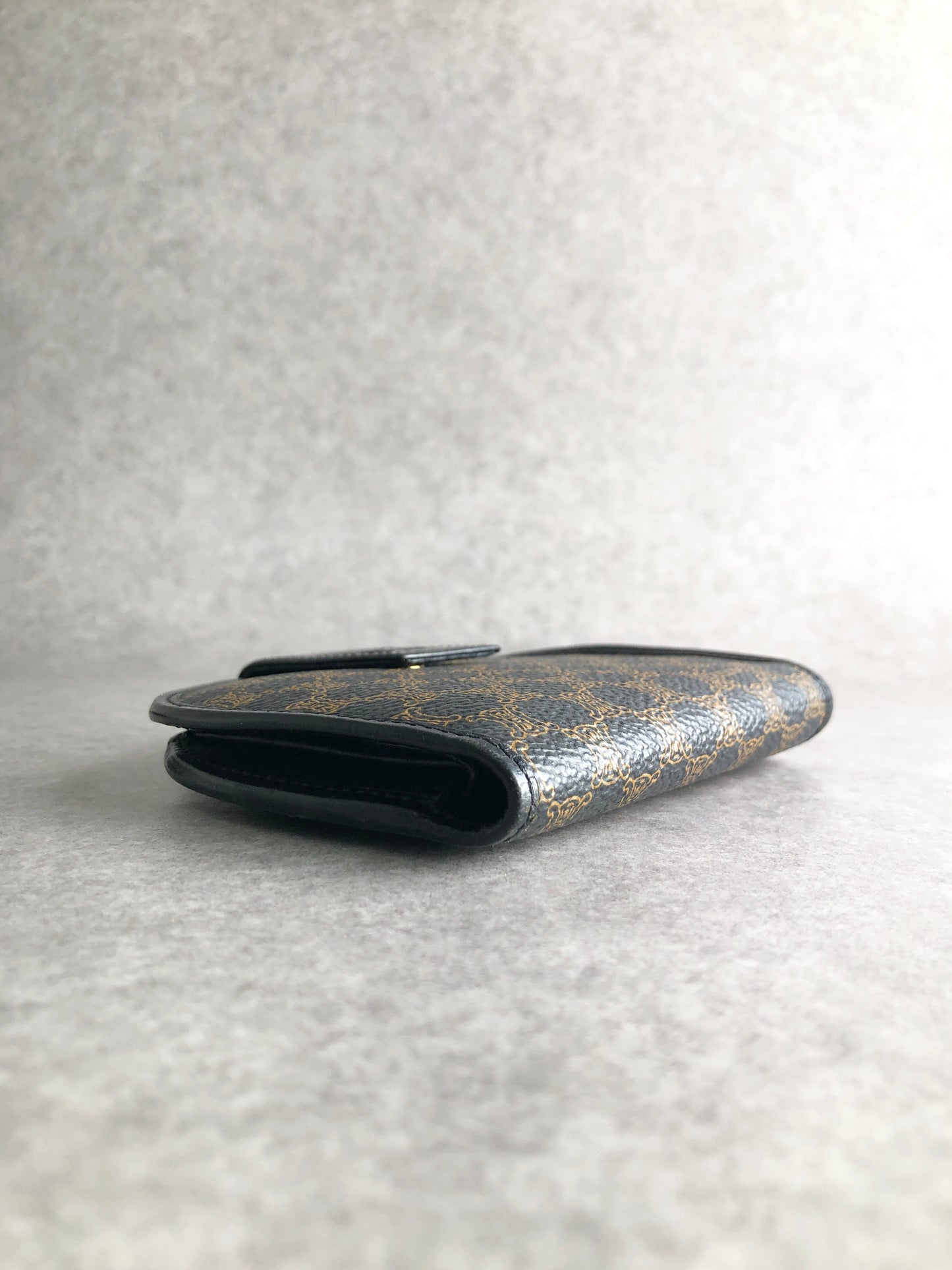 CELINE Macadam Folded Wallet Black Vintage hdn5d2