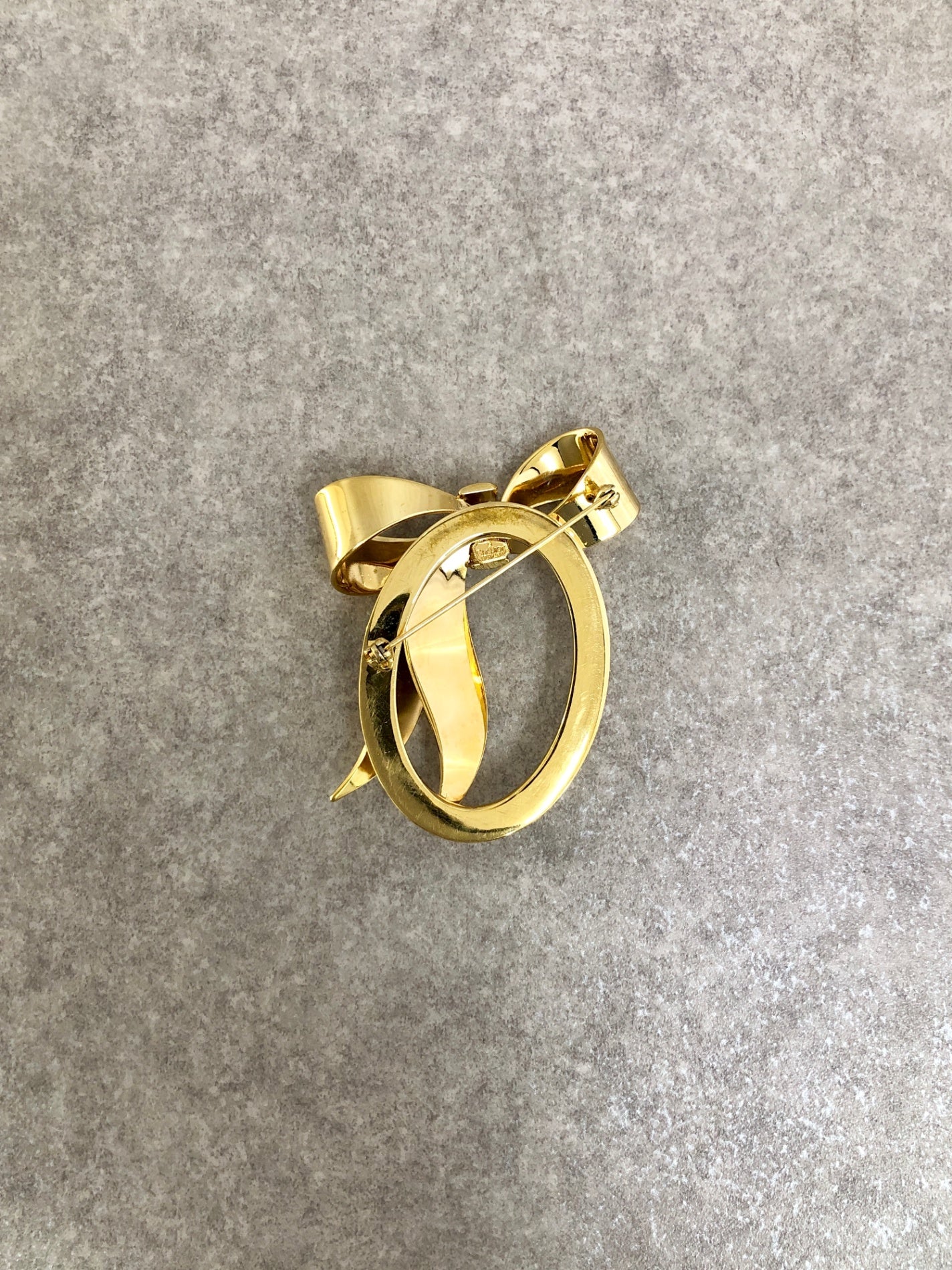 Christian Dior Ribbon Motif Brooch Gold Vintage 4swz6z