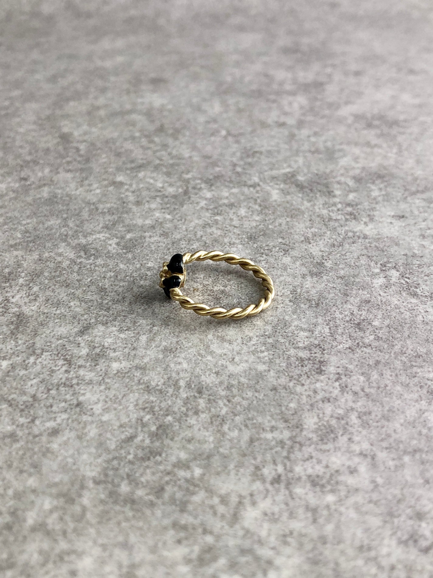CHANEL camellia Motif Ring Black Vintage m8vxih