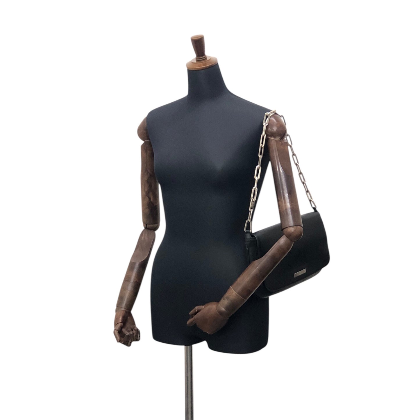 GUCCI Logo Chain Shoulder bag Black Vintage tjescz