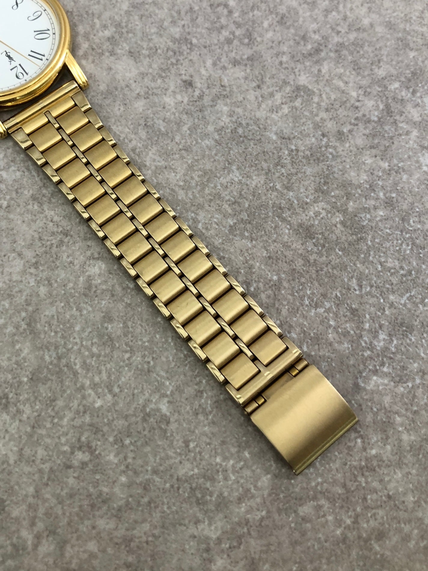 Yves Saint Laurent YSL Logo Watch Gold Vintage fs4ma2