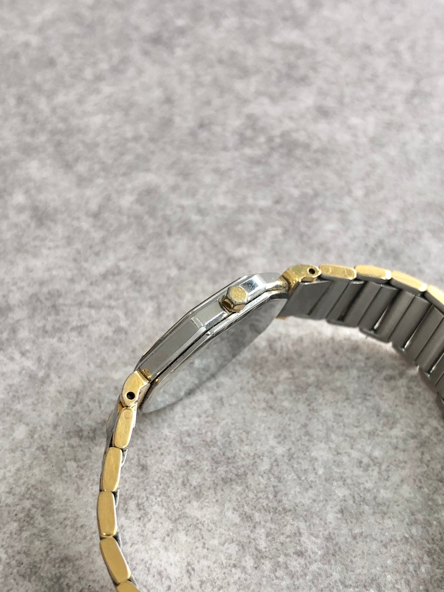 Yves Saint Laurent YSL Logo Quartz Watch Silver×Gold 1030081 Vintage rf4piy