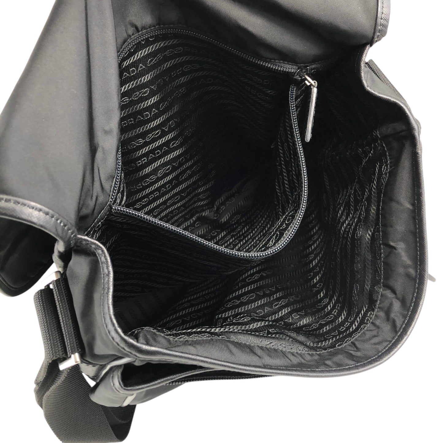 PRADA Triangle Logo Shoulder bag Black Vintage yp8wu5