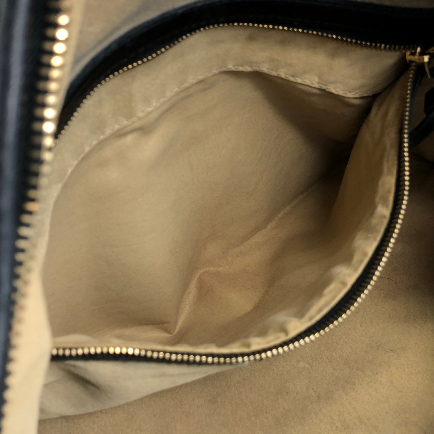 Bottega Veneta Intrecciato Shoulder bag Hobobag Black Vintage edswiz