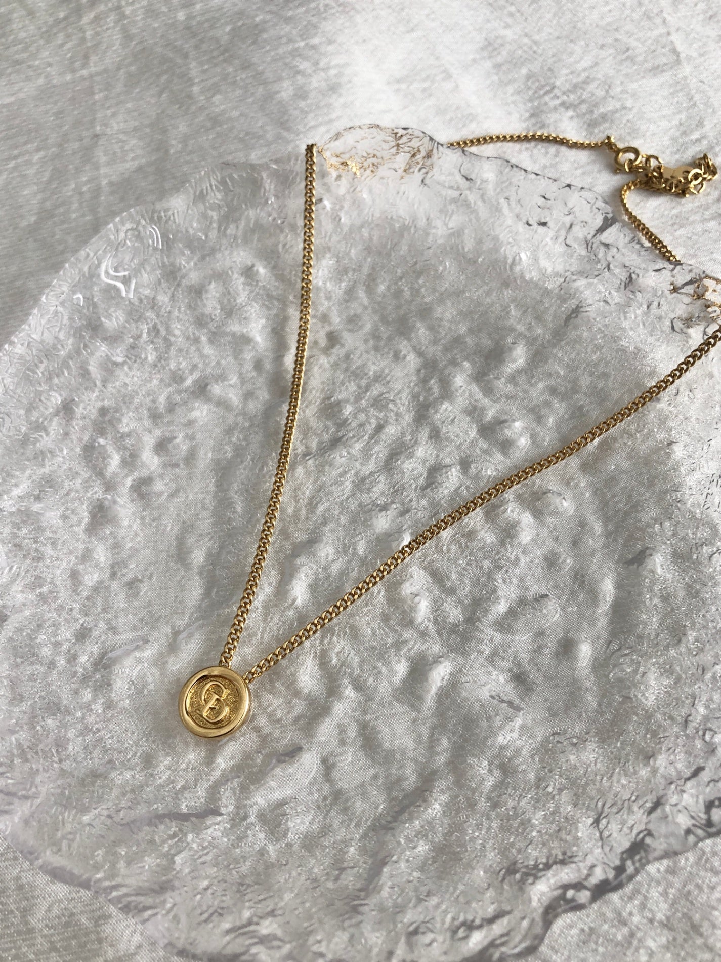 Christian Dior CD Logo Necklace Gold Vintage 2ie265 – VintageShop solo