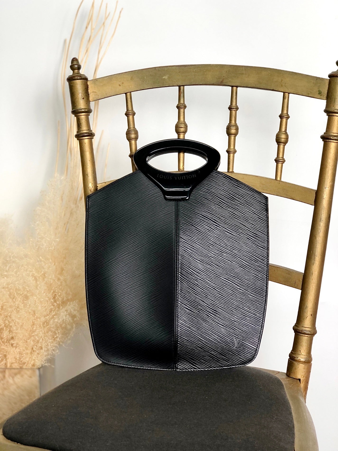 LOUIS VUITTON Epi Handbag Black Vintage nguzwd