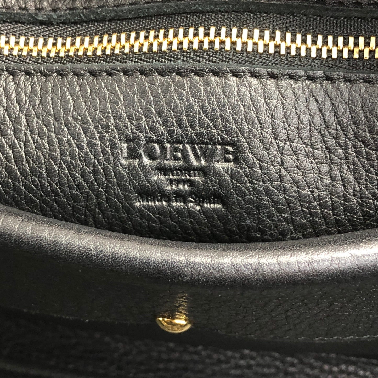 LOEWE Amazona28 波士頓包 手提包 黑色 復古 skijmf