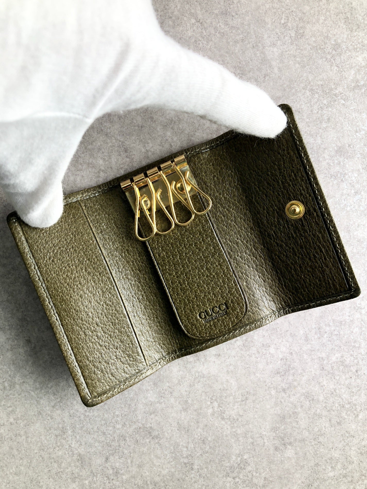 GUCCI Key Case Green Vintage sut57n