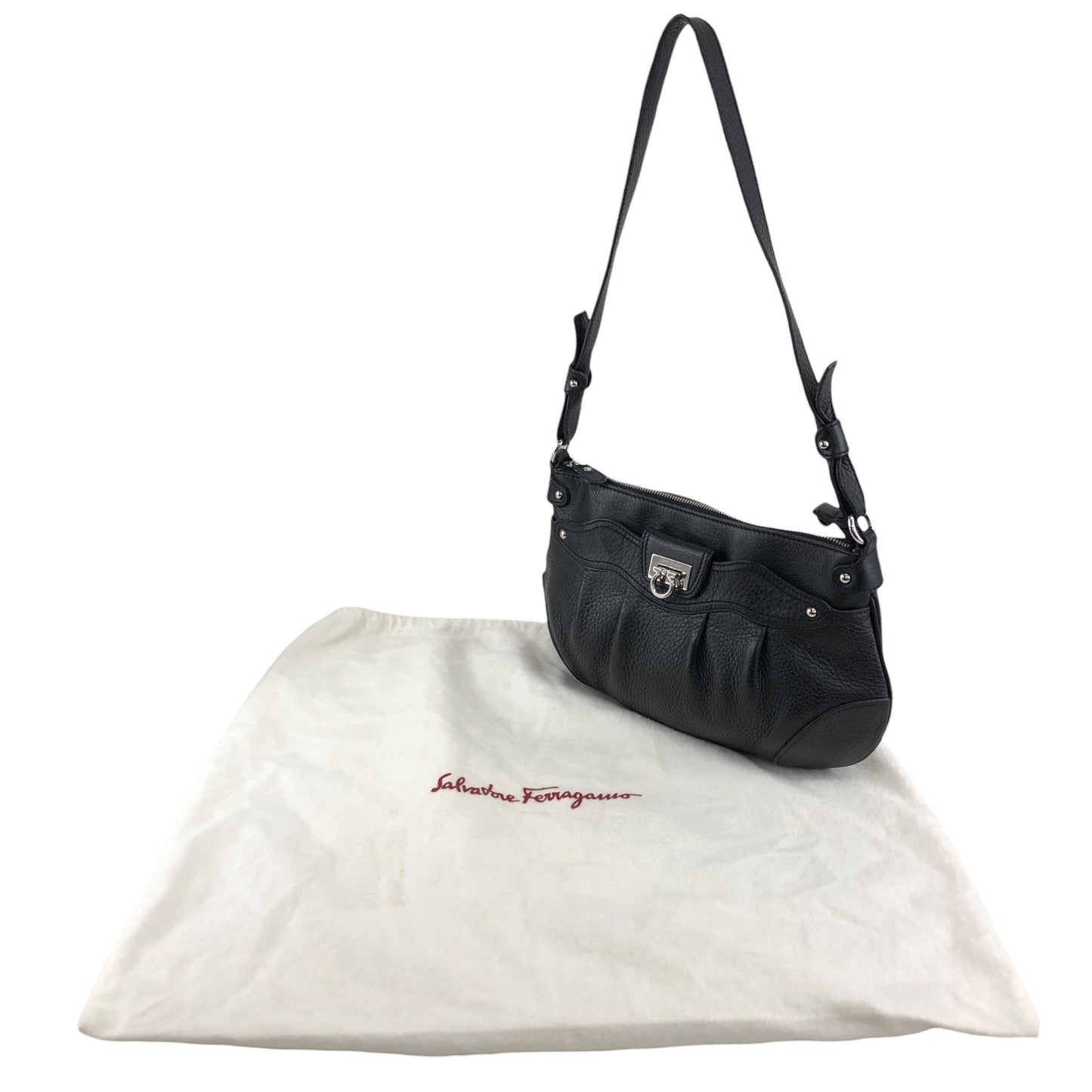 Salvatore Ferragamo Gancini Shoulder bag Black Vintage 7d7bxa