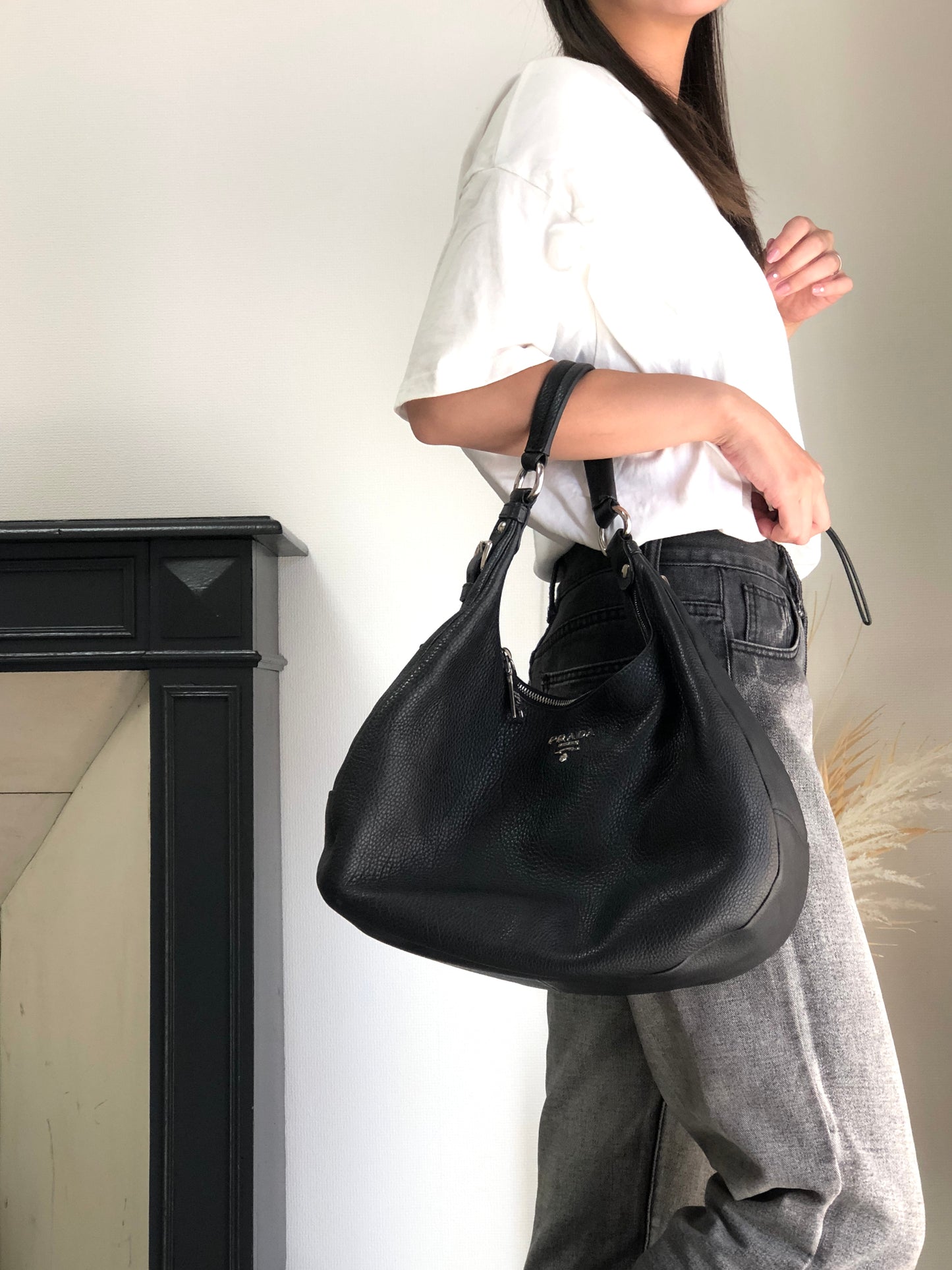 PRADA Logo Shoulder bag Hobobag Black Vintage 53rvk2
