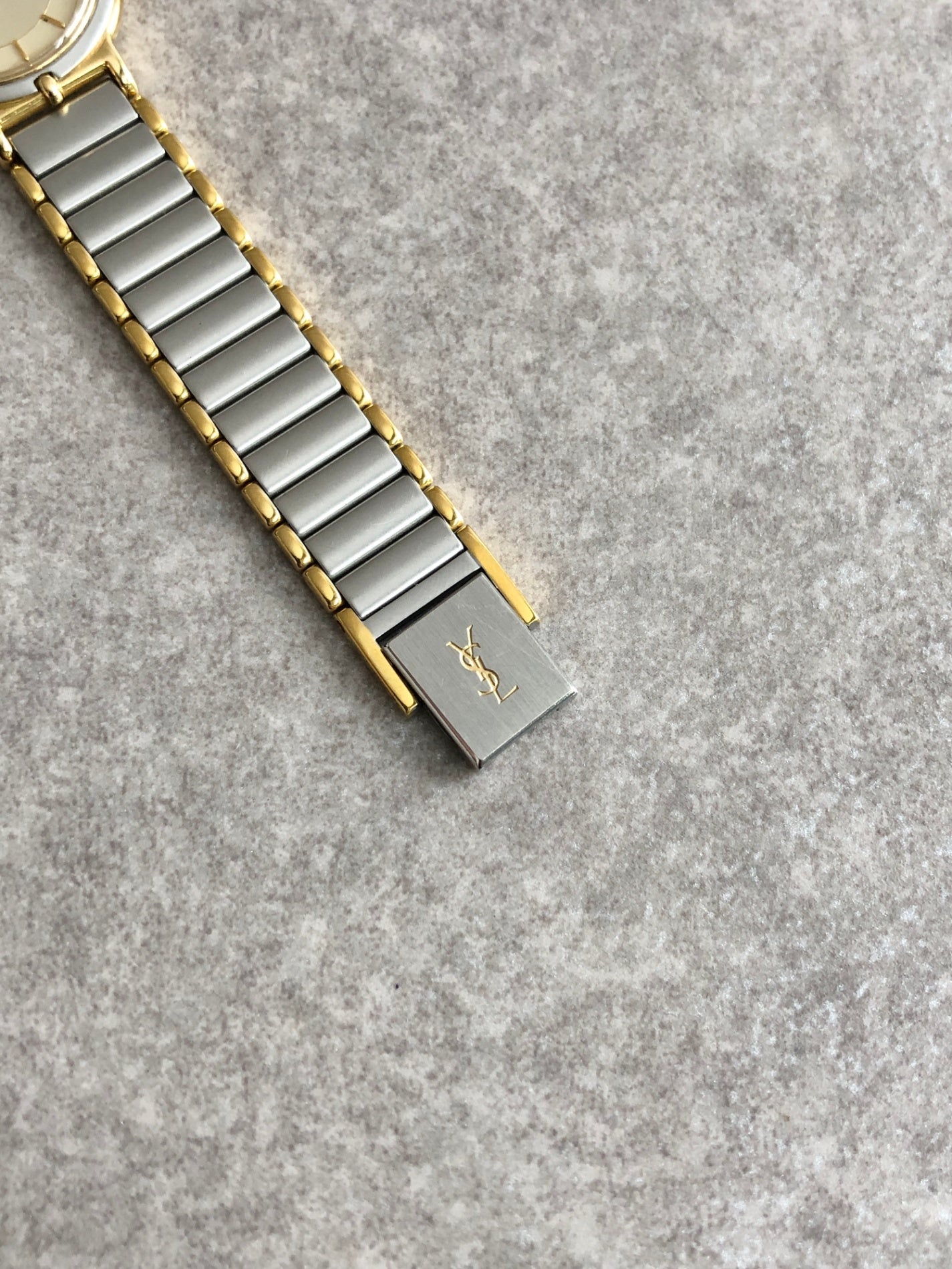 Yves Saint Laurent YSL Logo Quartz Watch Silver×Gold Vintage cxgd6h