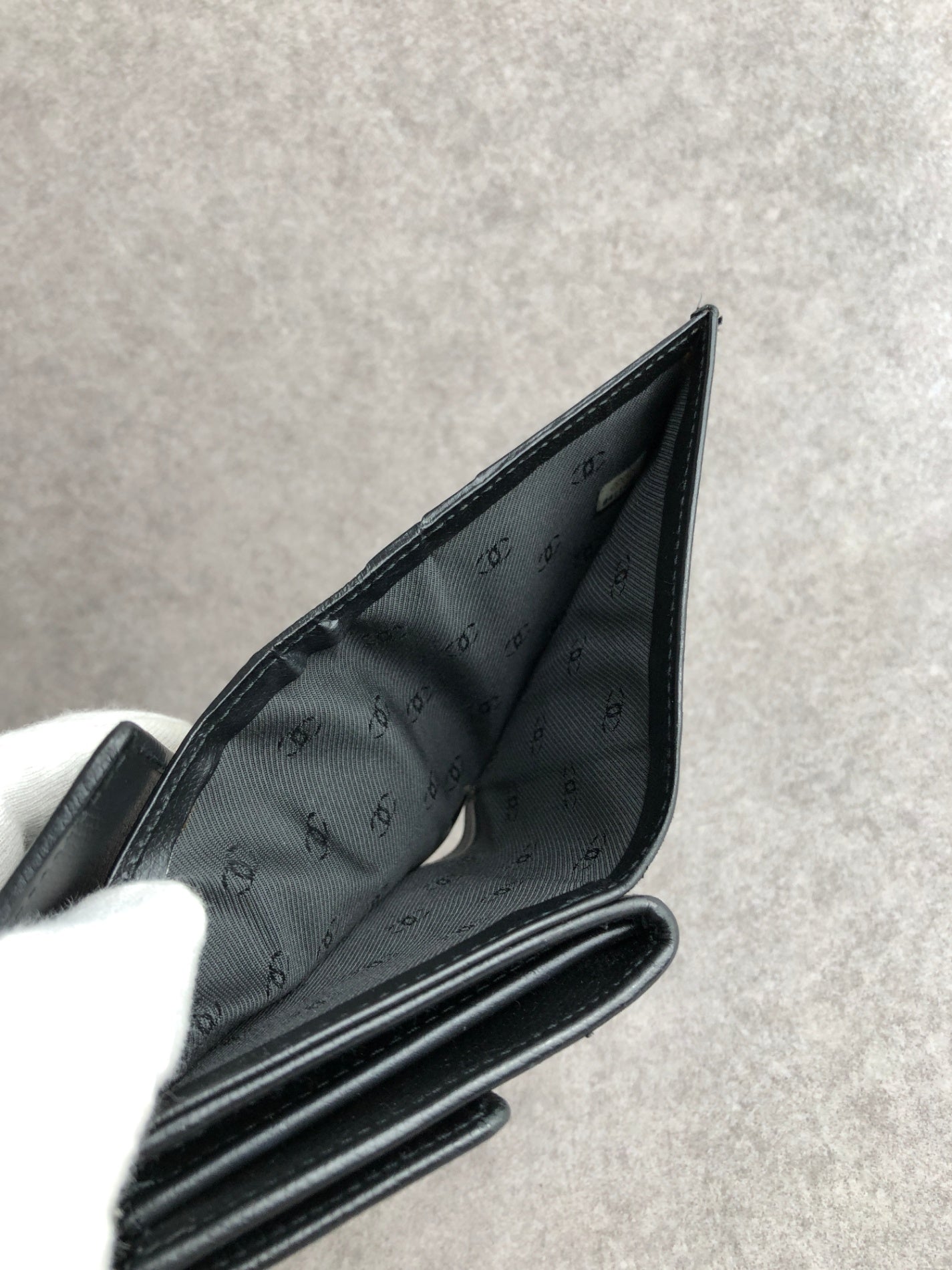 CHANEL Coco Mark Folded Wallet Black Vintage 5kt7pz