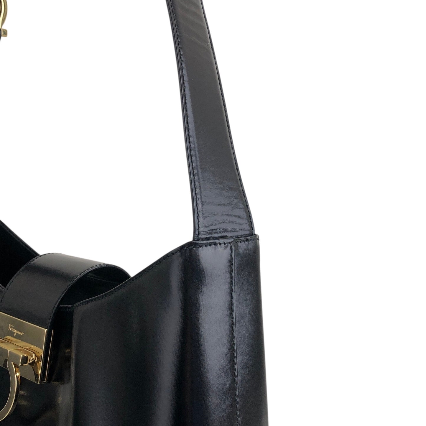 Salvatore Ferragamo Gancini Shoulder bag Black Vintage j6g6xf