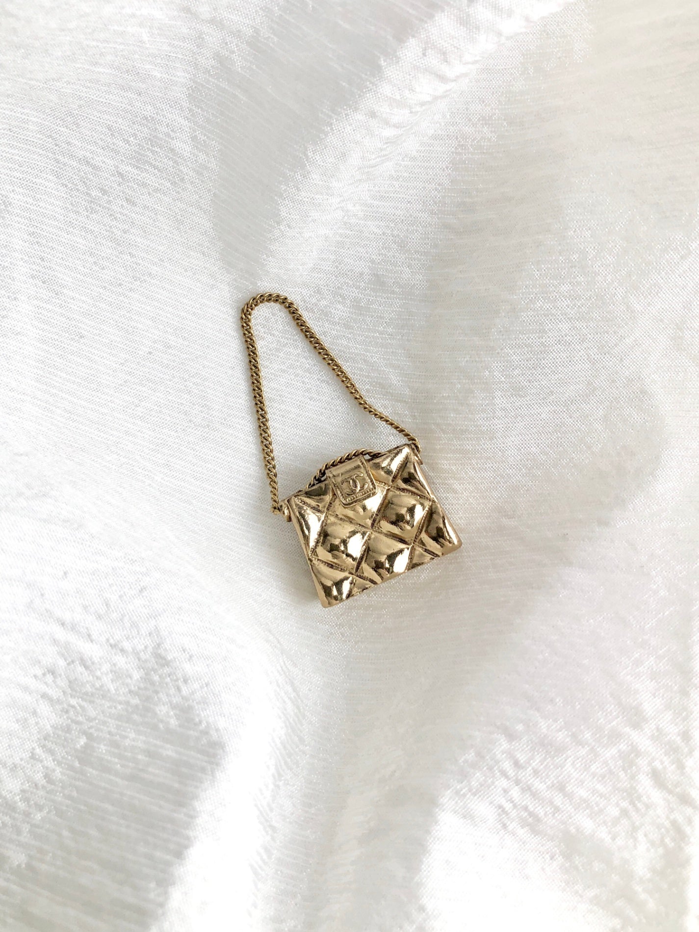 CHANEL Matelasse Coco Mark Brooch Gold Vintage stizpw
