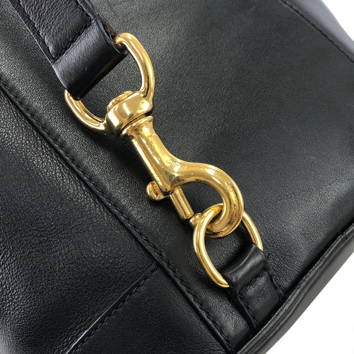 GUCCI Bamboo Leather Drawstring One Shoulder bag Sling Bag Black Vintage vs7u5a