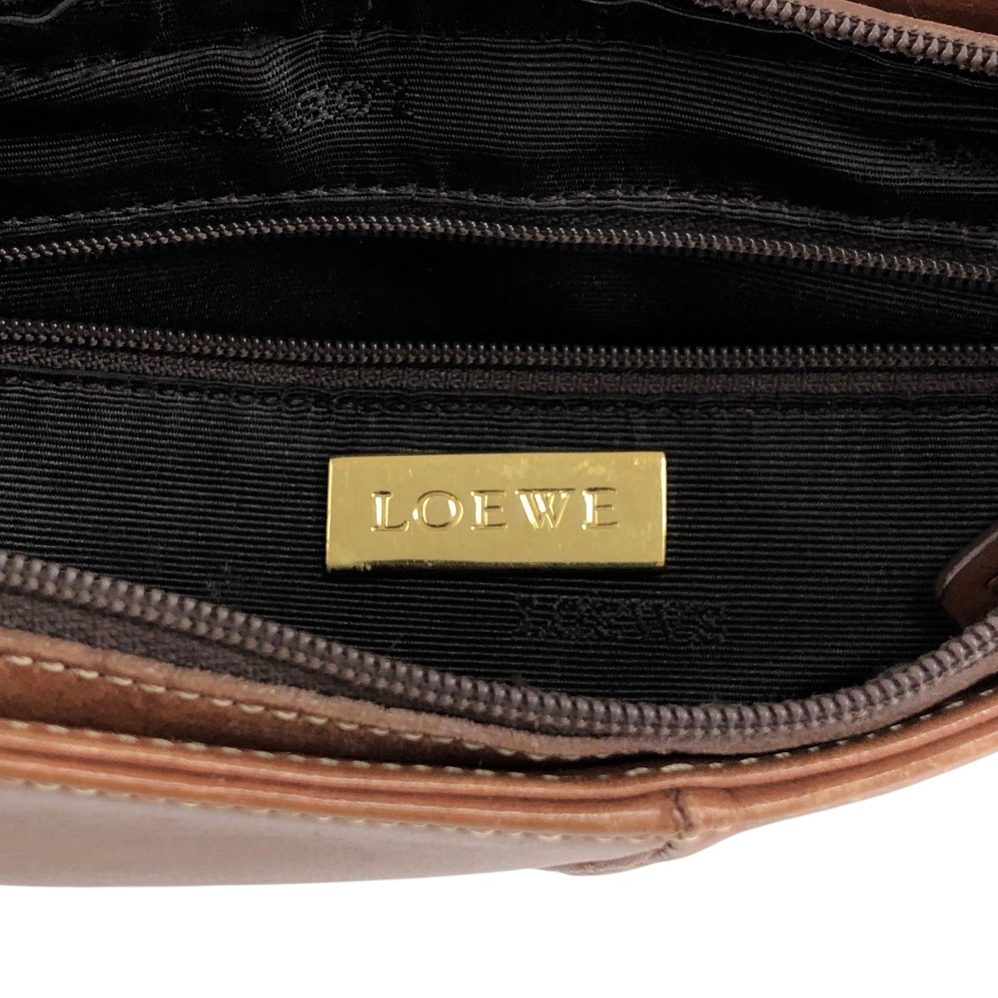 LOEWE Anagram Charm Shoulder bag Brown Vintage 2s7z2u