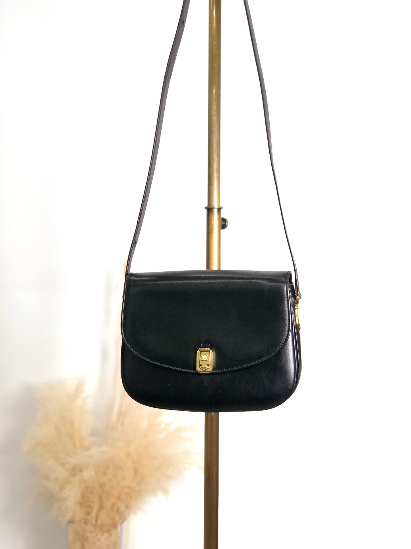 CELINE Blason Front Buckle Shoulder bag Black Vintage ery5dr