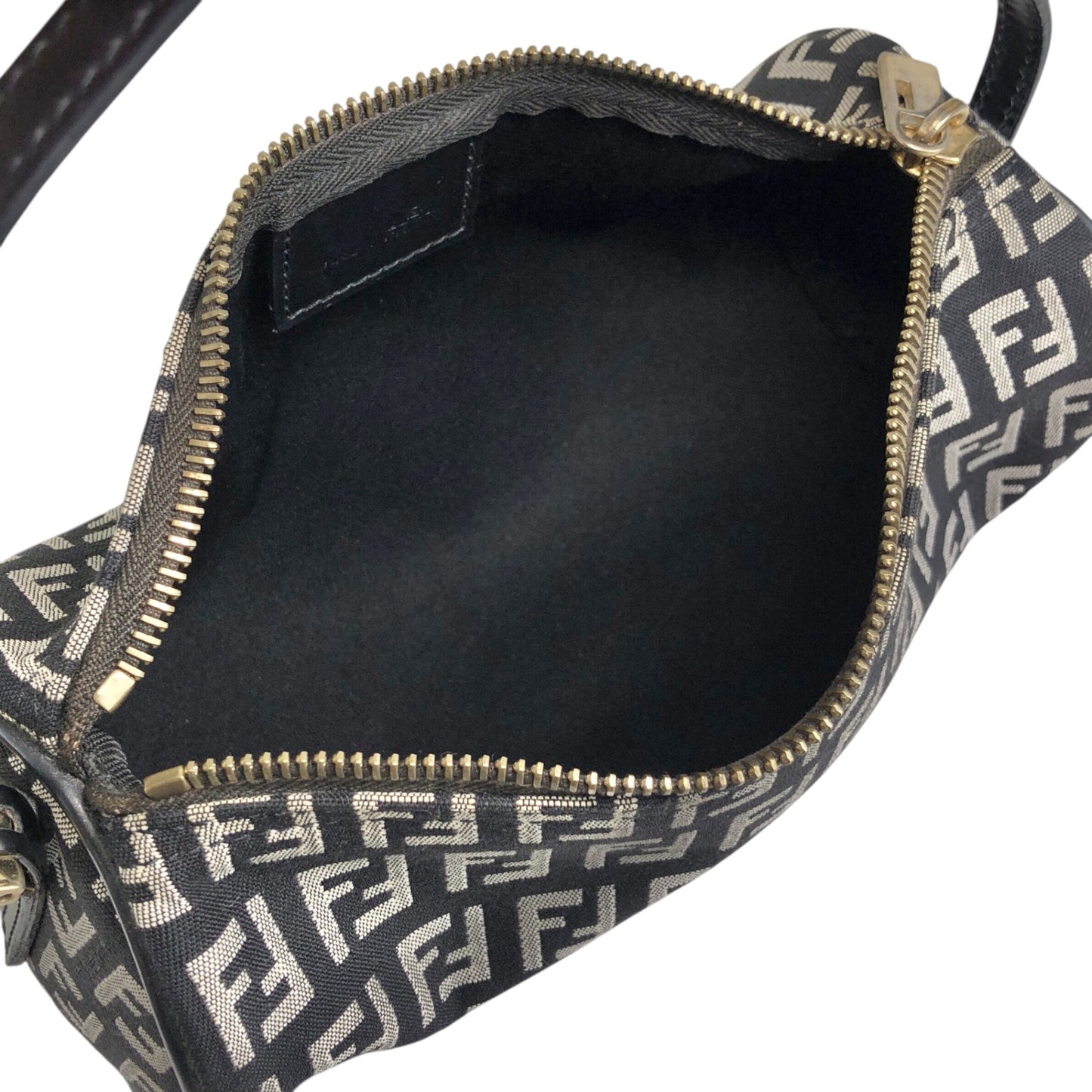 FENDI Zucchino Handbag Pouch Black Vintage zrasnu
