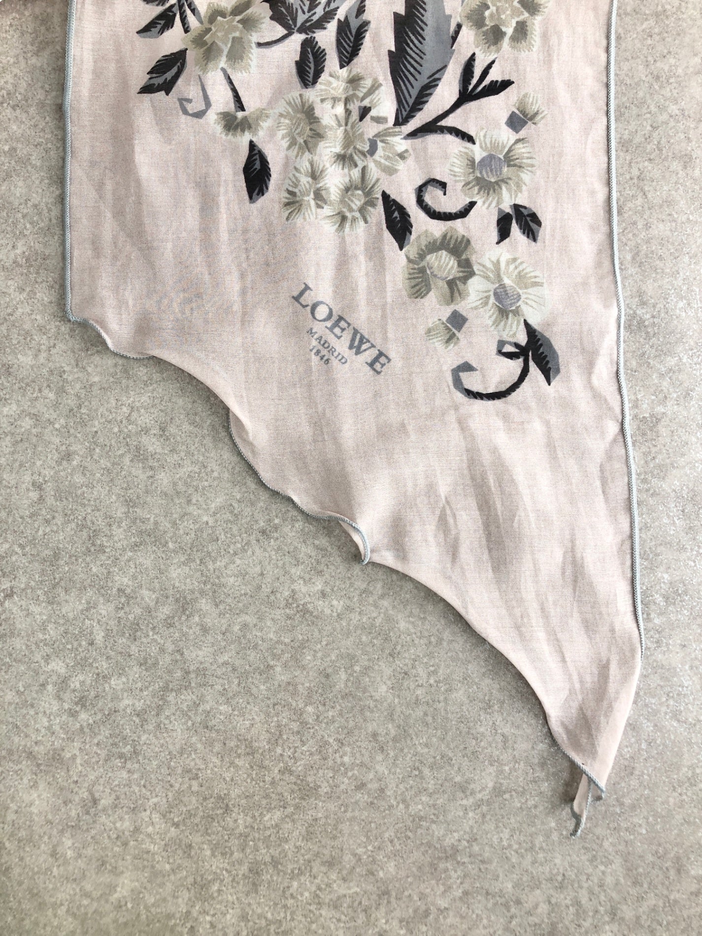 LOEWE Scarf Pink Vintage 4ehtnb