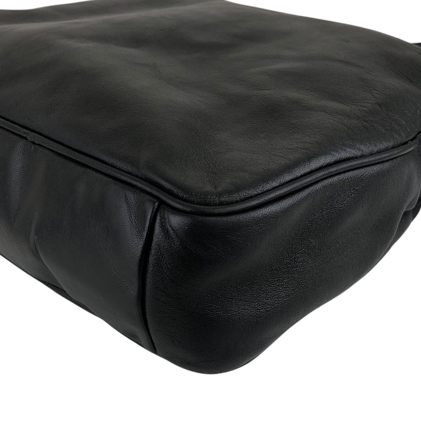PRADA Logo Embossed Totebag Black Vintage r7ii2c