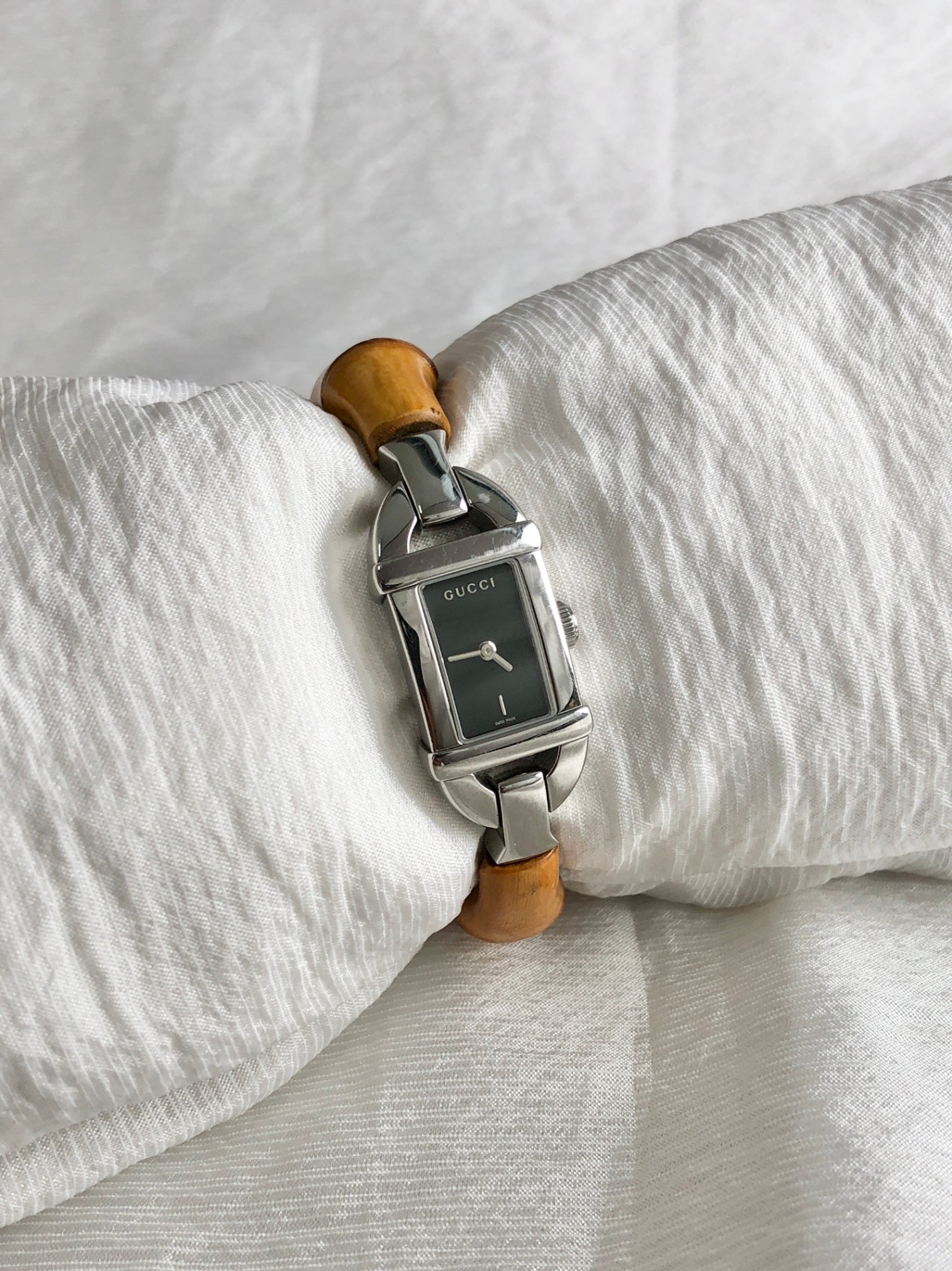 GUCCI Bamboo Quartz Watch Silver×Brown 6800L Vintage 3iryj8
