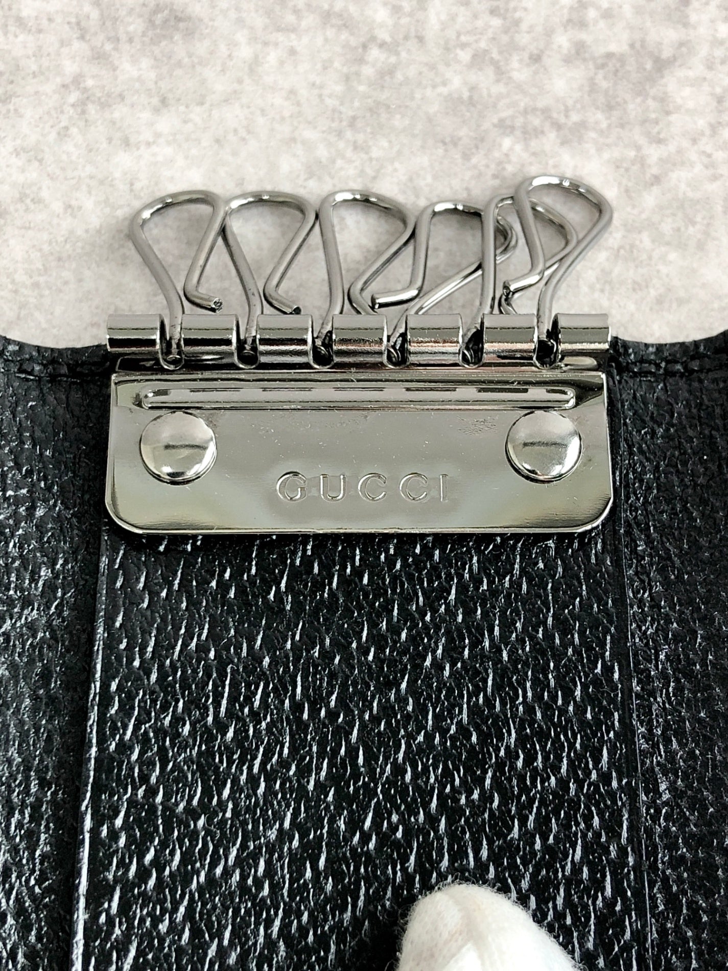 GUCCI GG Canvas Key Case Black Vintage wruc3m